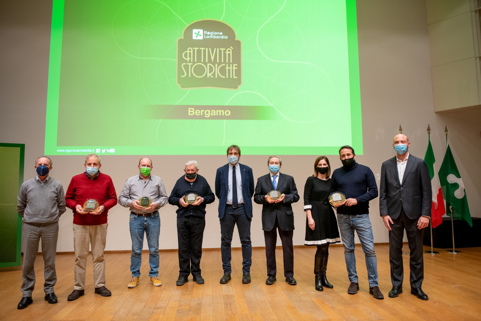 Premiazione attività storiche premiati Bergamo