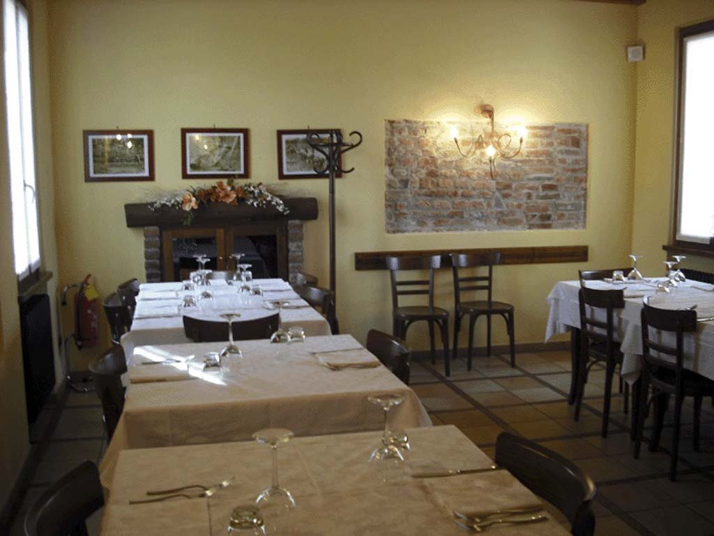Osteria Del Naviglio
