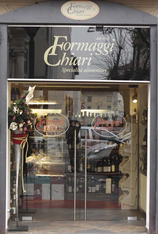 Formaggi Chiari