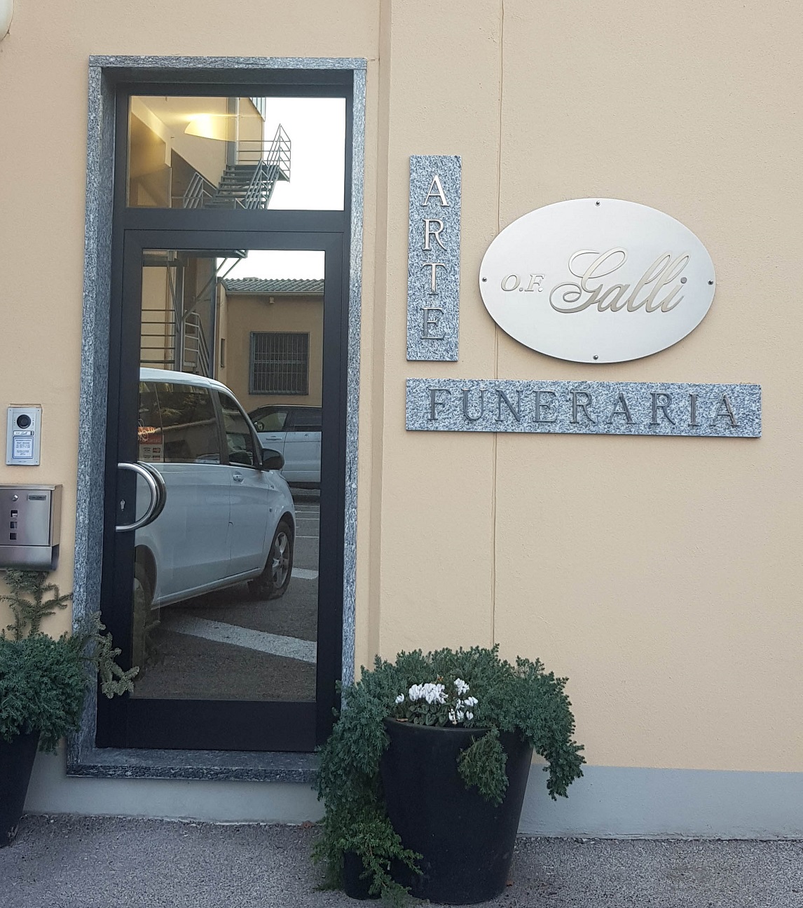 ONORANZE FUNEBRI GALLI 