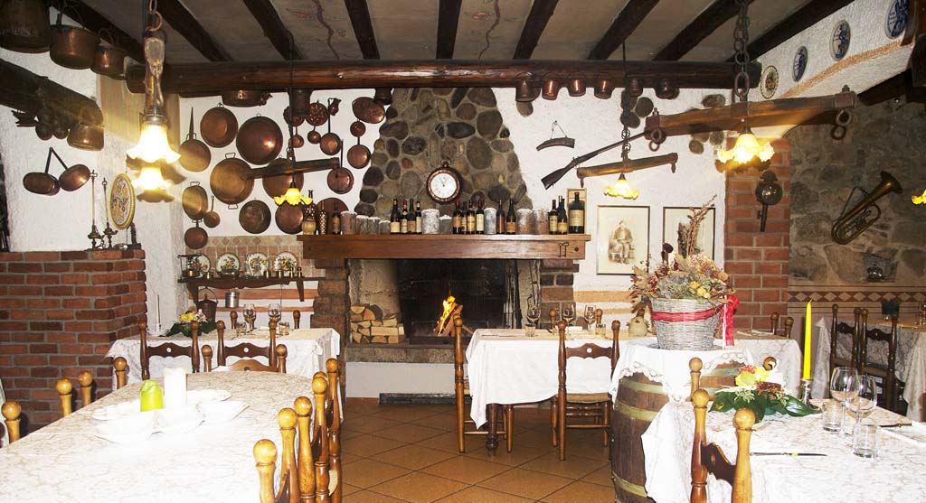 TAVERNA 800