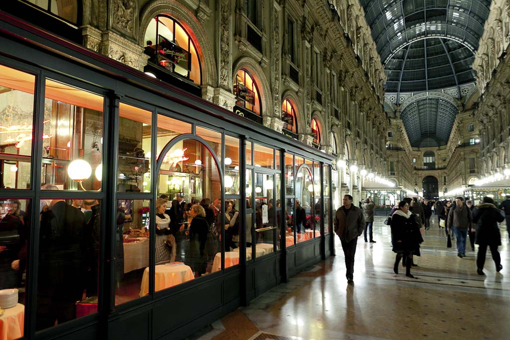 Zucca In Galleria